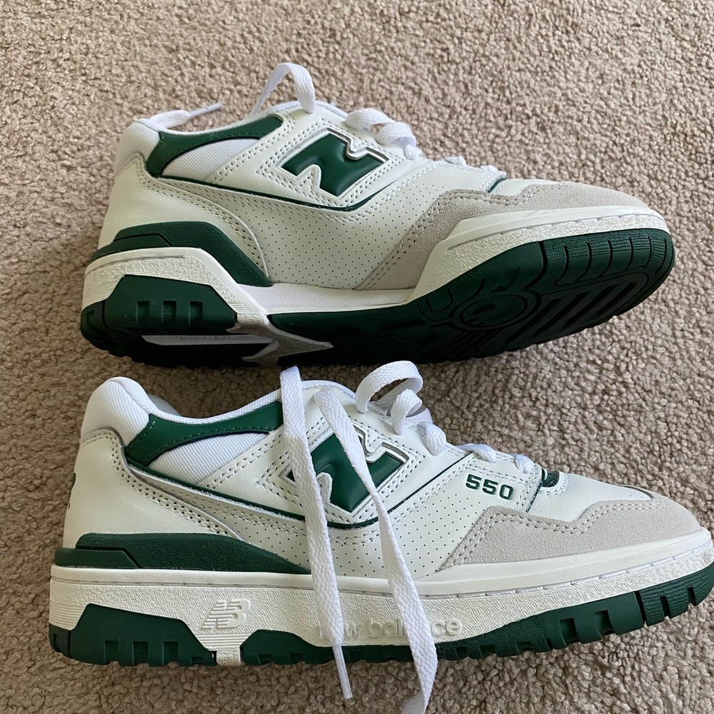 New Balance 550- size 6.5M